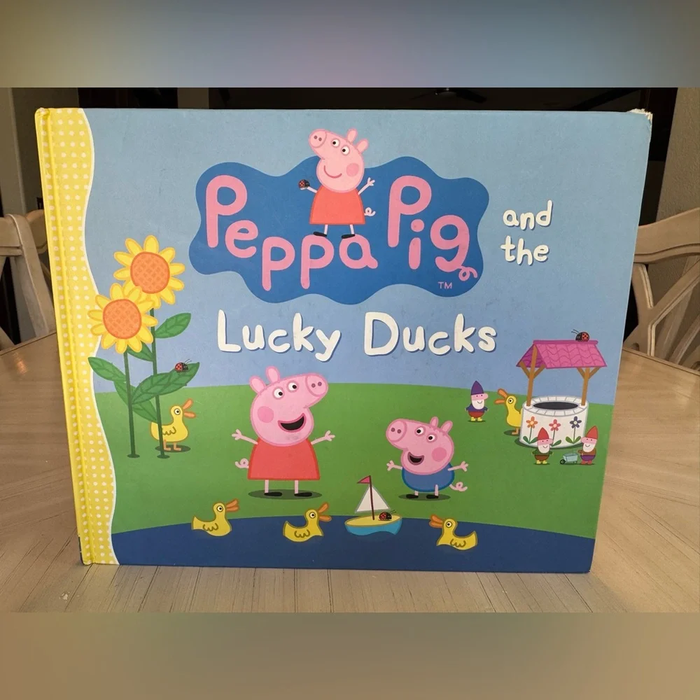 Peppa Pig and the Lucky Ducks Hardcover Book – 2016 – Counting 1–20